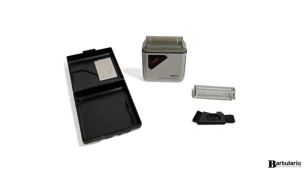 [TE00039] Afeitadora Sanyo con estuche