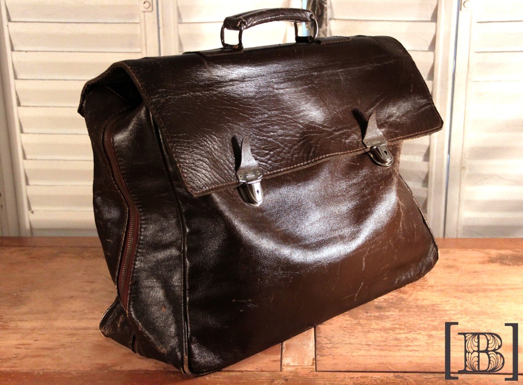 Bolso Maletin marrón de cuero