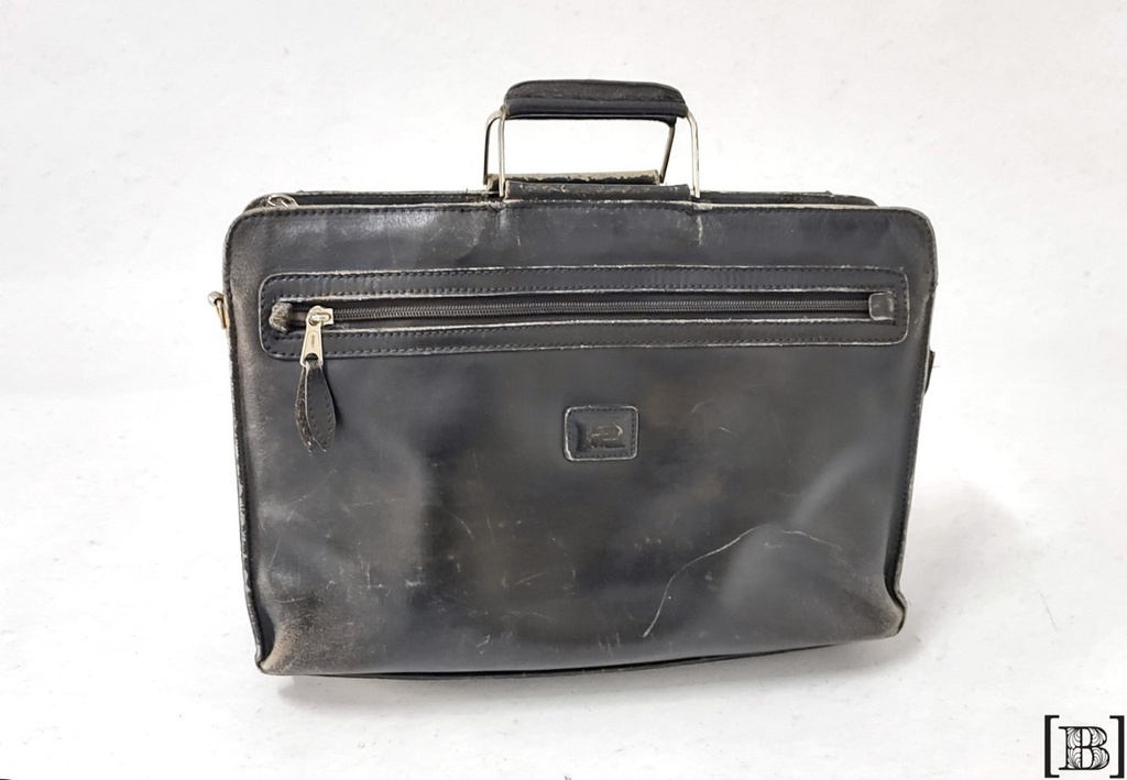 [BV00082] Maletin de cuero negro gastado