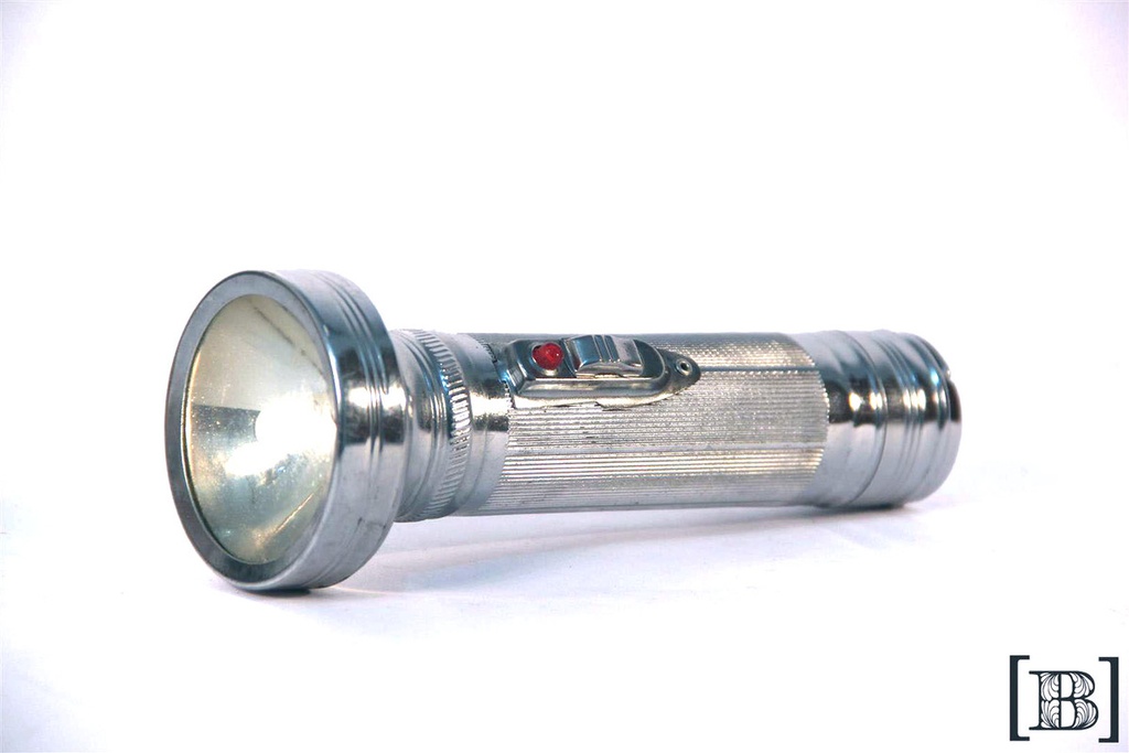 [CA00003] Linterna plateada ancha