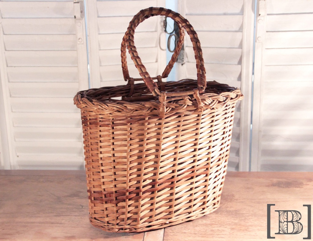 [CA00020] Canasta de mimbre con manijas