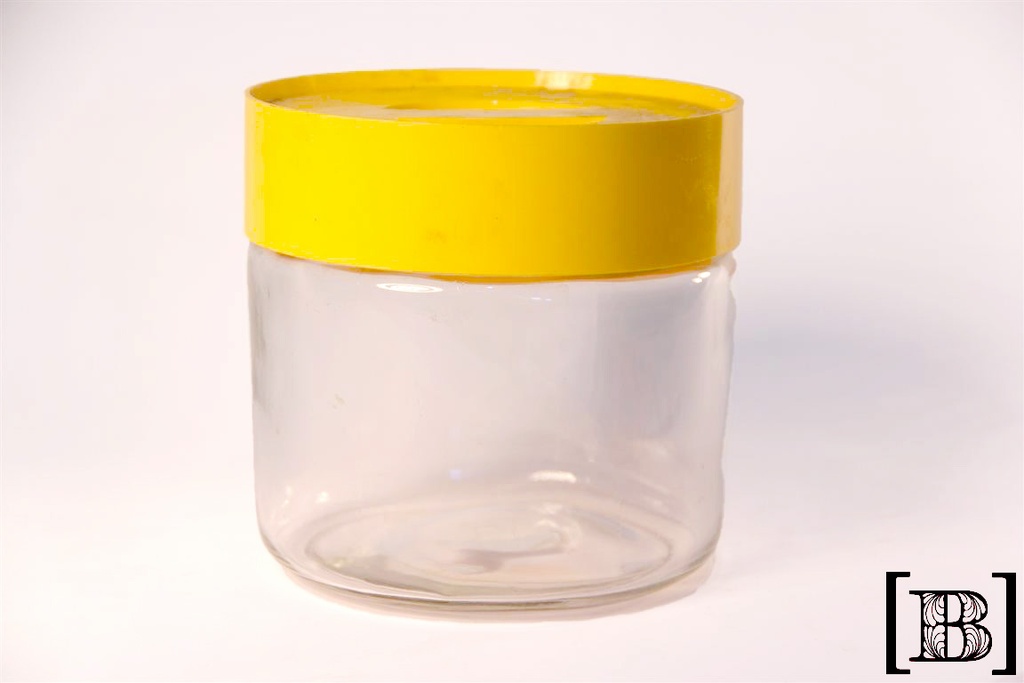 [CC00015] Frasco de vidrio tapa amarilla