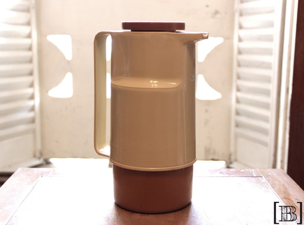 Termo Marrón y Beige