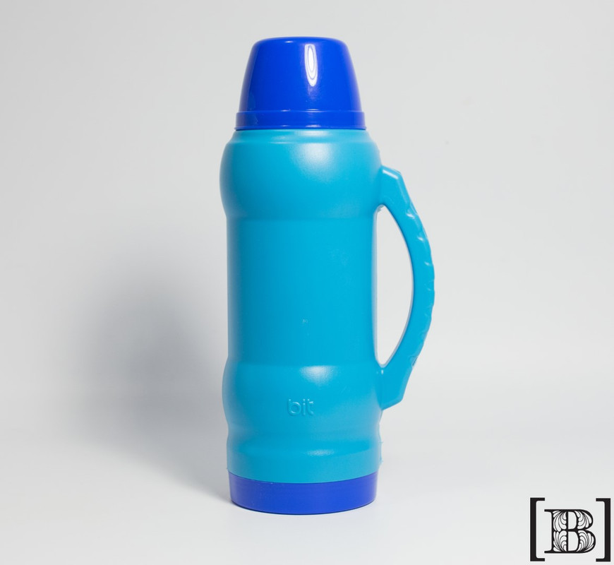 Termo azul con tapa