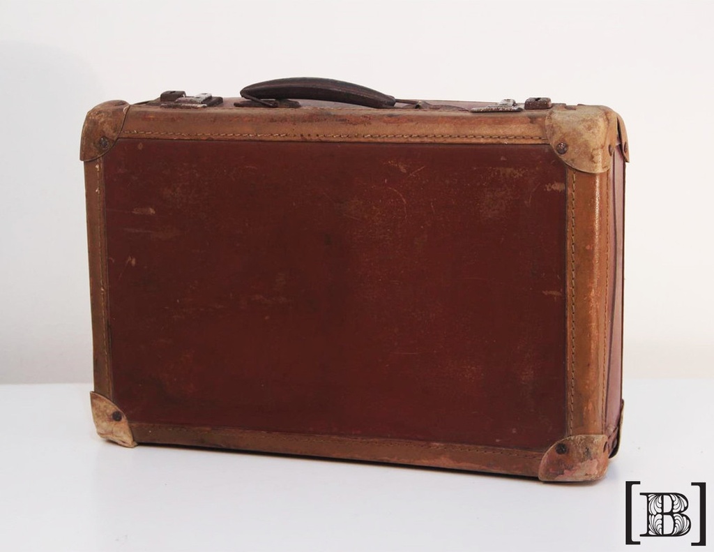 [BV00003] Valija antigua rígida marrón