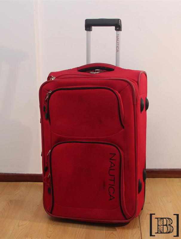 [BV00015] Valija roja con rueditas