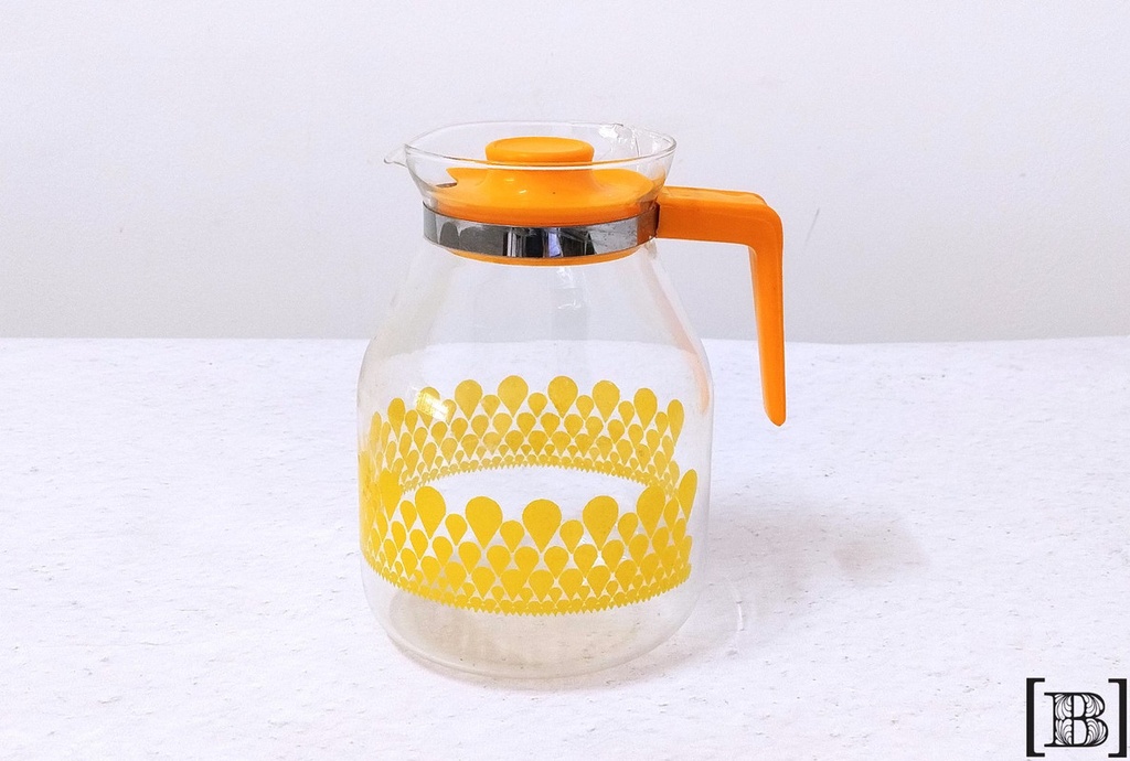 [CC00140] Jarra cafetera con detalles amarillos
