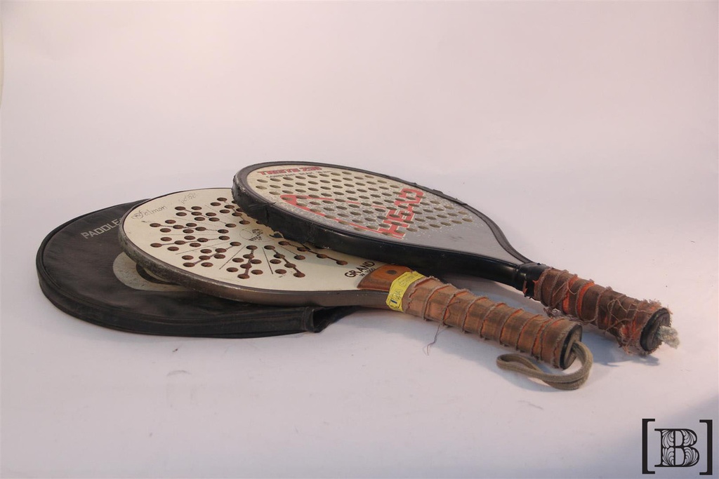 Raqueta de paddle gris