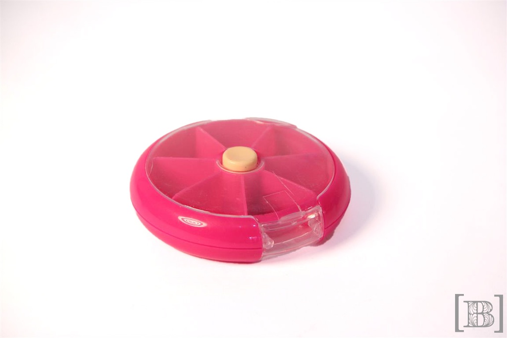 Pastillero plástico rosa