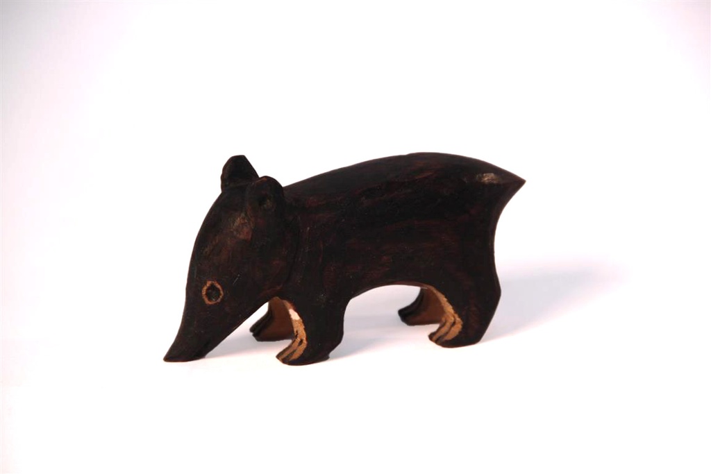 Oso hormiguero de madera