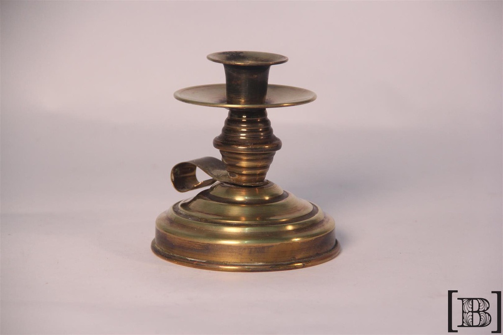 [DM00083] Candelabro de bronce