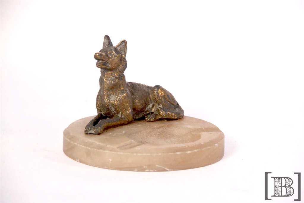 [DM00101] Cenicero base de marmol con perro