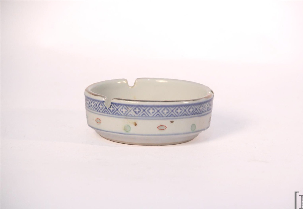 Cenicero de ceramica blanco y celeste