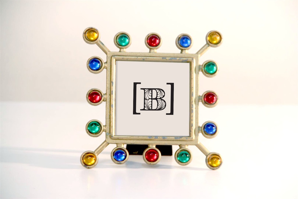 Portarretratos dorado con piedras de colores 6,5 x 6,5