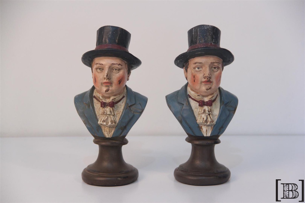 [DM00121] Mini busto hombre con sombrero (Hay 2 unidades)