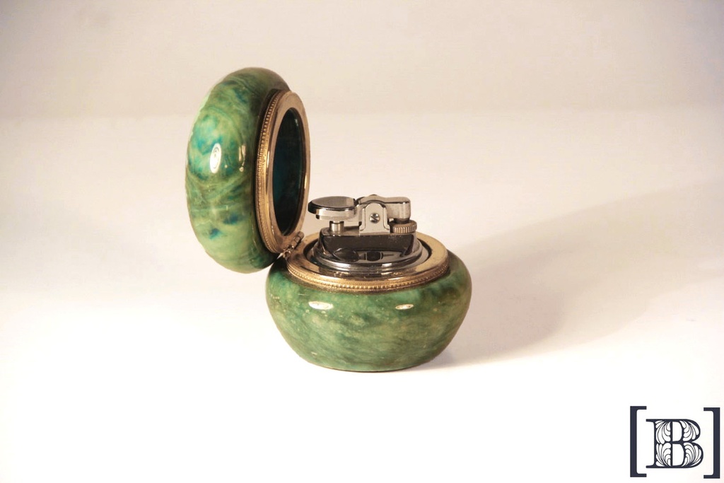 [DM00245] Encendedor de mesa verde