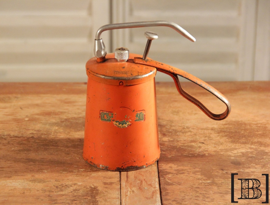 [DM00266] Aceitera Naranja