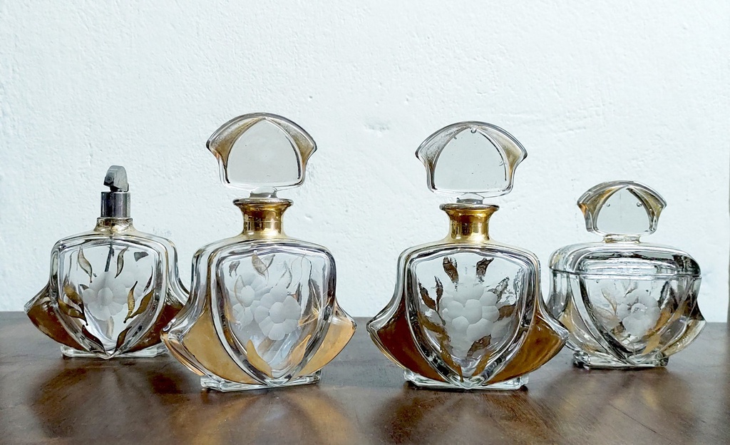 [DM00305] Set de perfumeros 4 piezas dorado