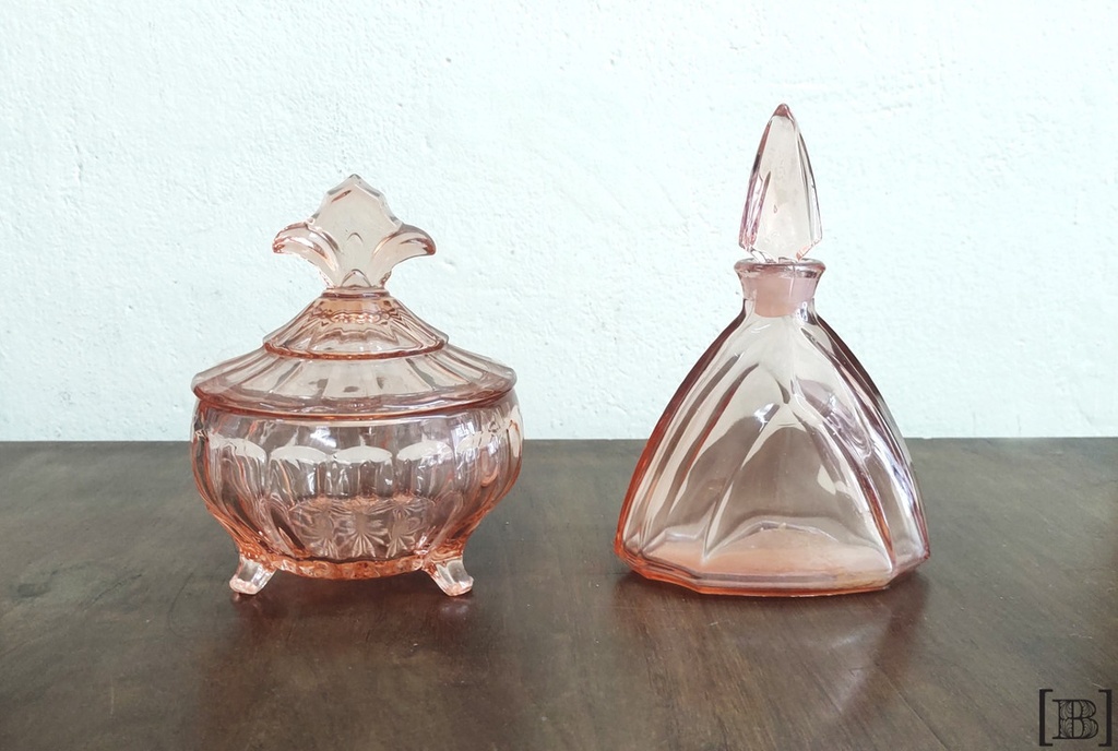 [DM00317] Caja + Botellón cristal rosado