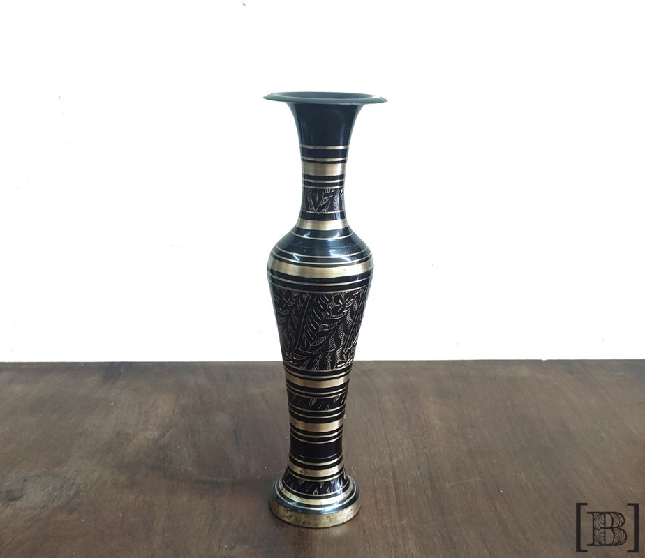 [DM00321] Florero bronce y negro tallado