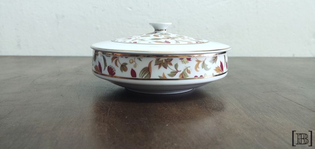 Caja potiche porcelana floreada