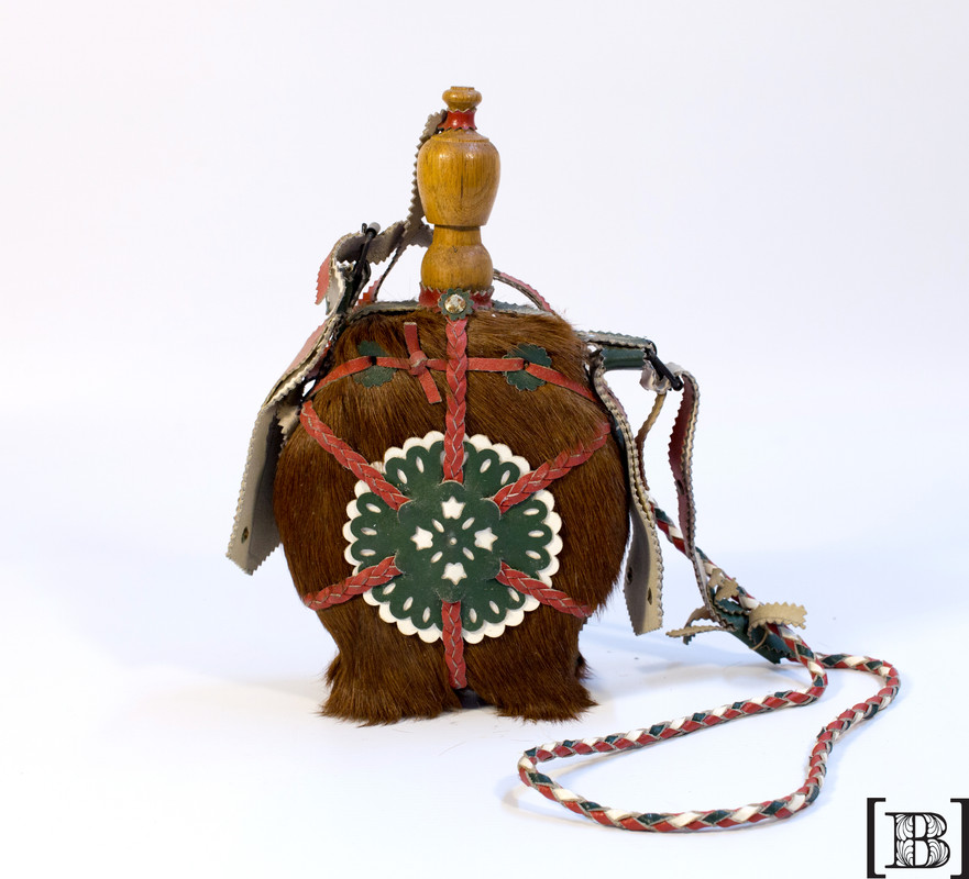 [DM000405] Cantimplora con piel