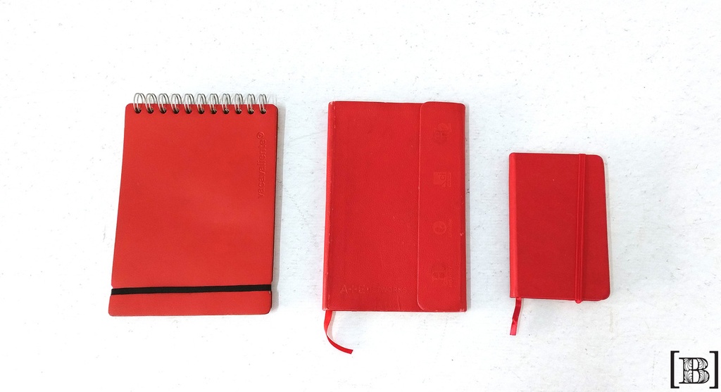 Agendas y cuadernos rojos x 3 unidades VI