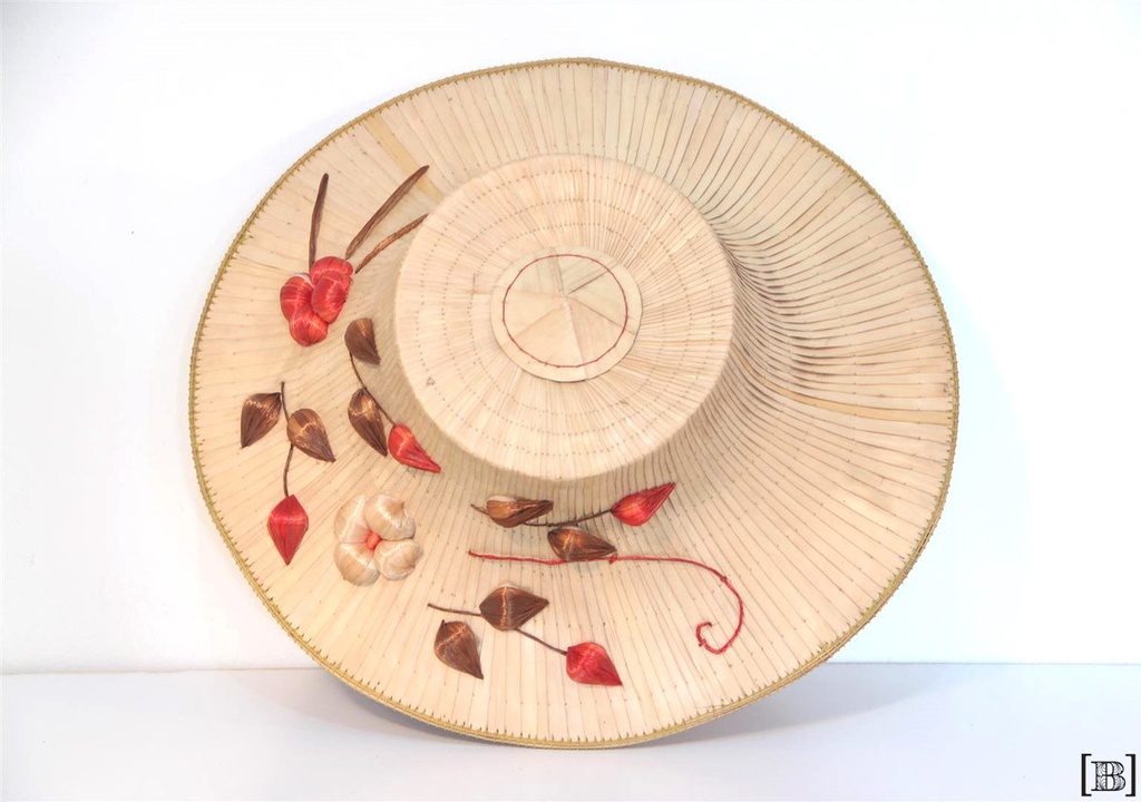 [DP00101] Sombrero con flores