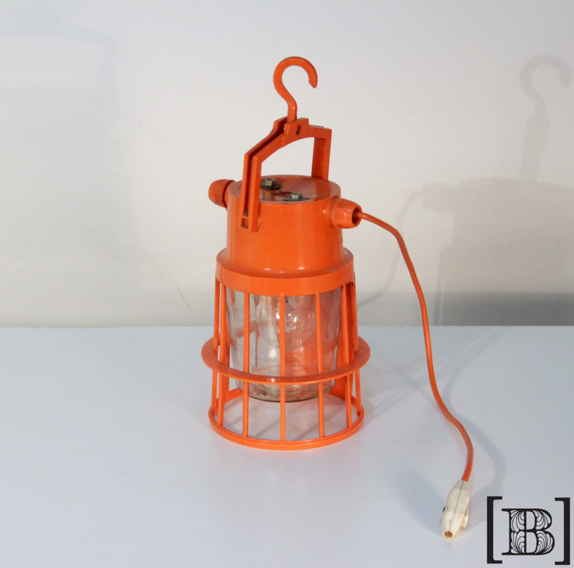 [IC00012] Farol naranja
