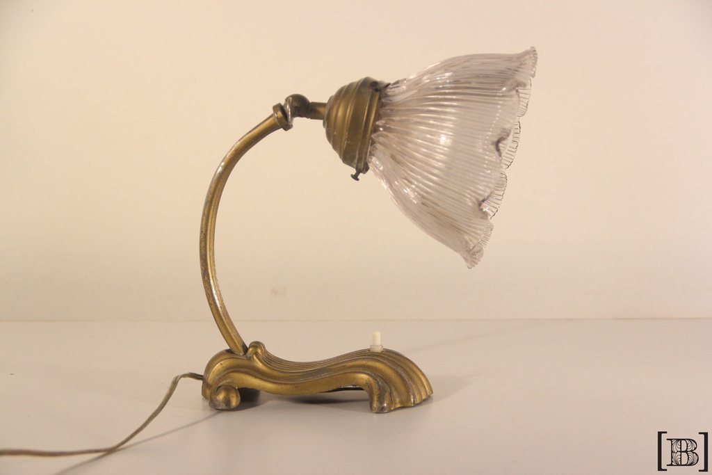 [IM00003] Velador de bronce con tulipa