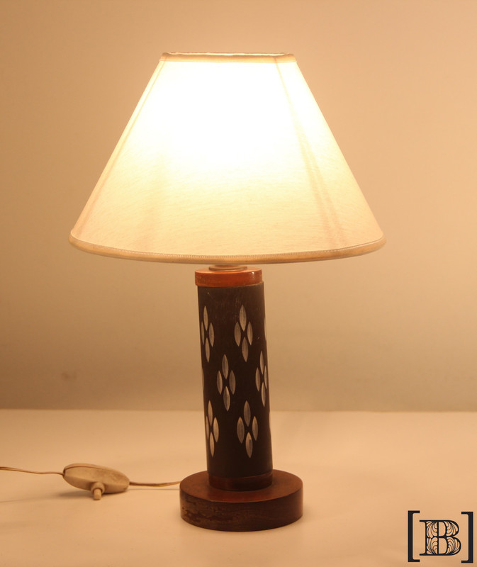 [IM00009] Velador de madera