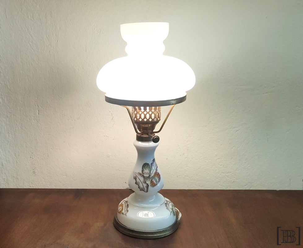 [IM00023] Lámpara velador hojitas con tulipa