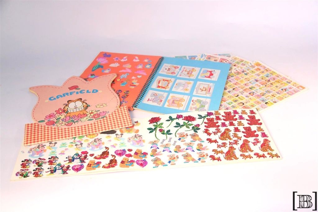 [JJ00009] Album con stickeres x 3