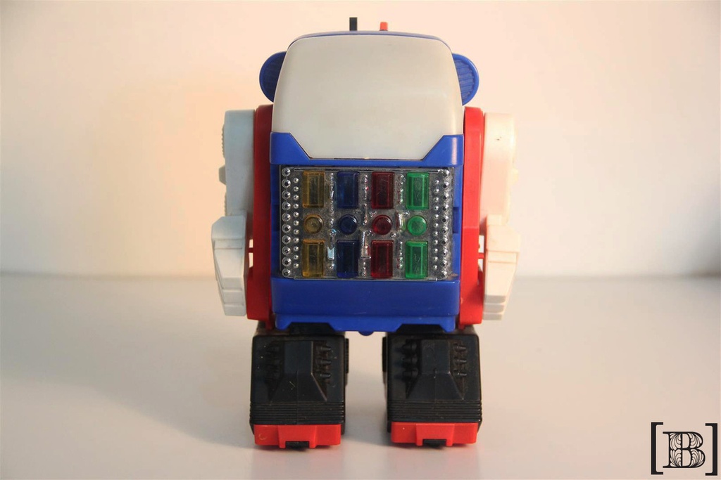 [JJ00031] Robot