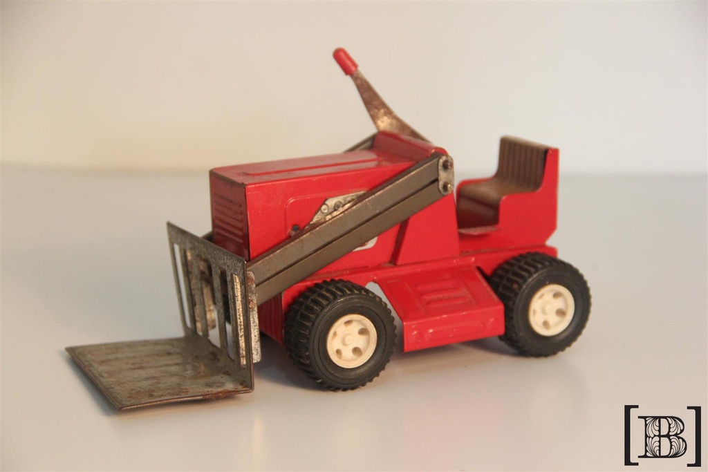 [JJ00037] Tractor rojo