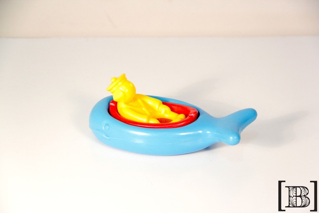 [JJ00054] Barquito ballena