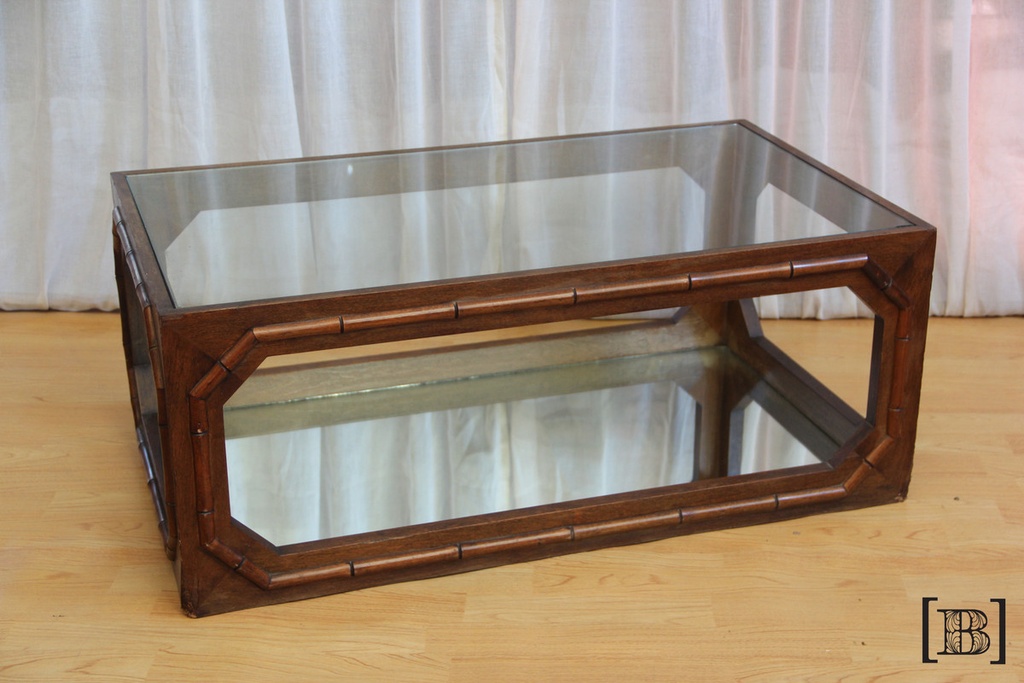 [MA00007] Mesa rectangular de madera con fondo de espejo