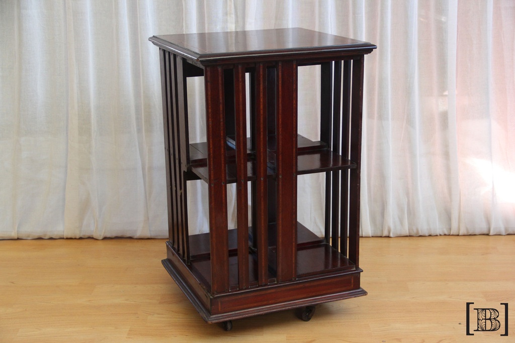 Mesa librero de madera