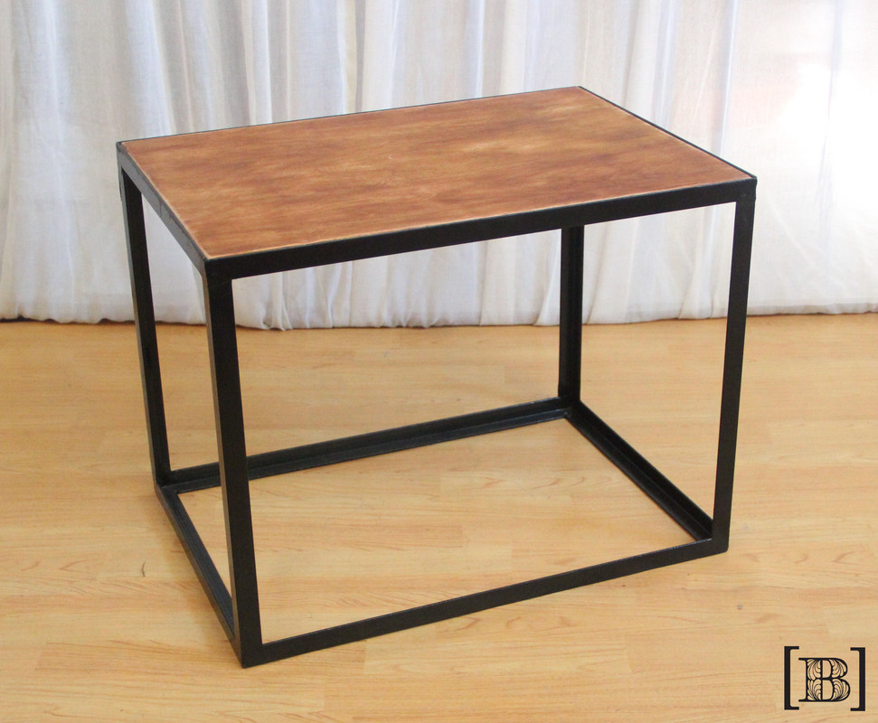 [MA00021] Mesa de hierro con tapa de madera rectangular