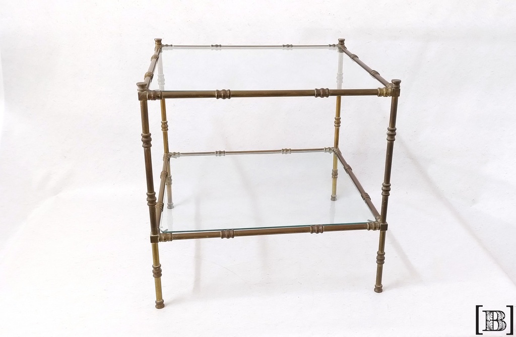 [MA00049] Mesa de bronce cuadrada con dos planos de vidrio