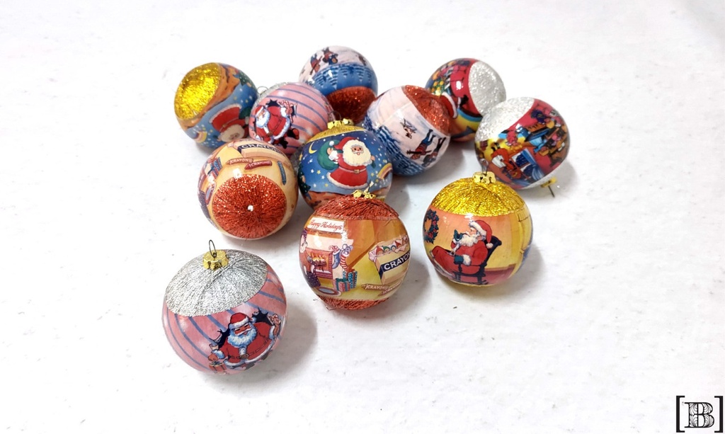 [NA00002] Bolas navidad dibujitos (12 unidades)