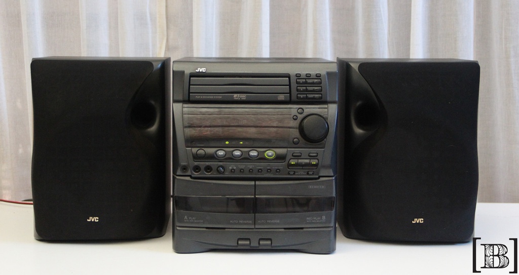 [TA00009] Minicomponente negro JVC