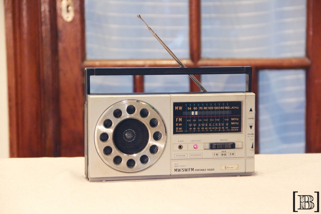 [TA00055] Radio Diplomat