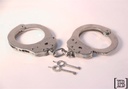 Esposas Policiales con llave (Hay 2 unidades)