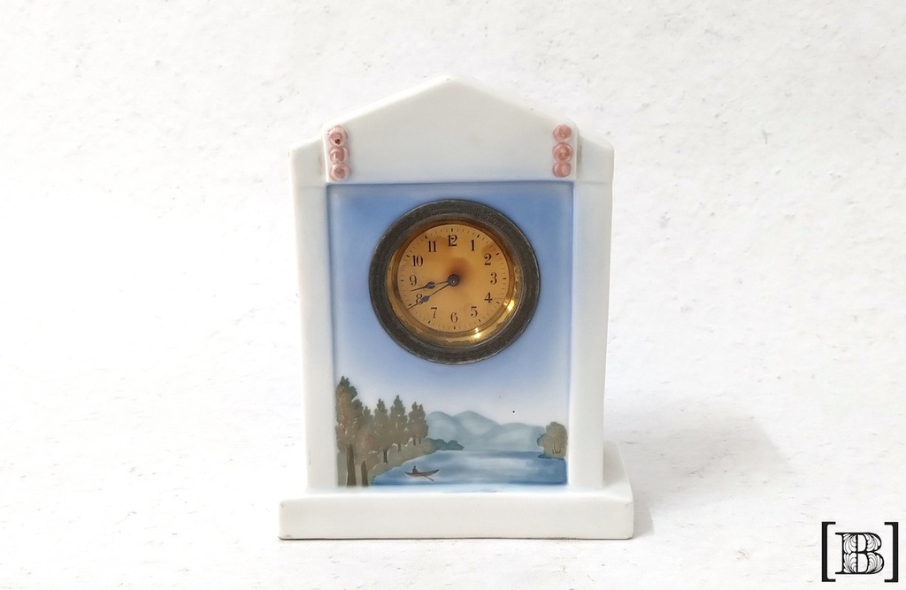 [TR00029] Reloj de mesa de ceramica