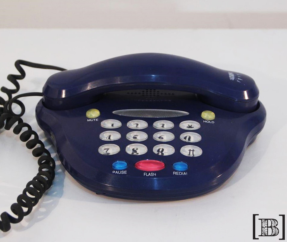 [TT00004] Teléfono de línea azul