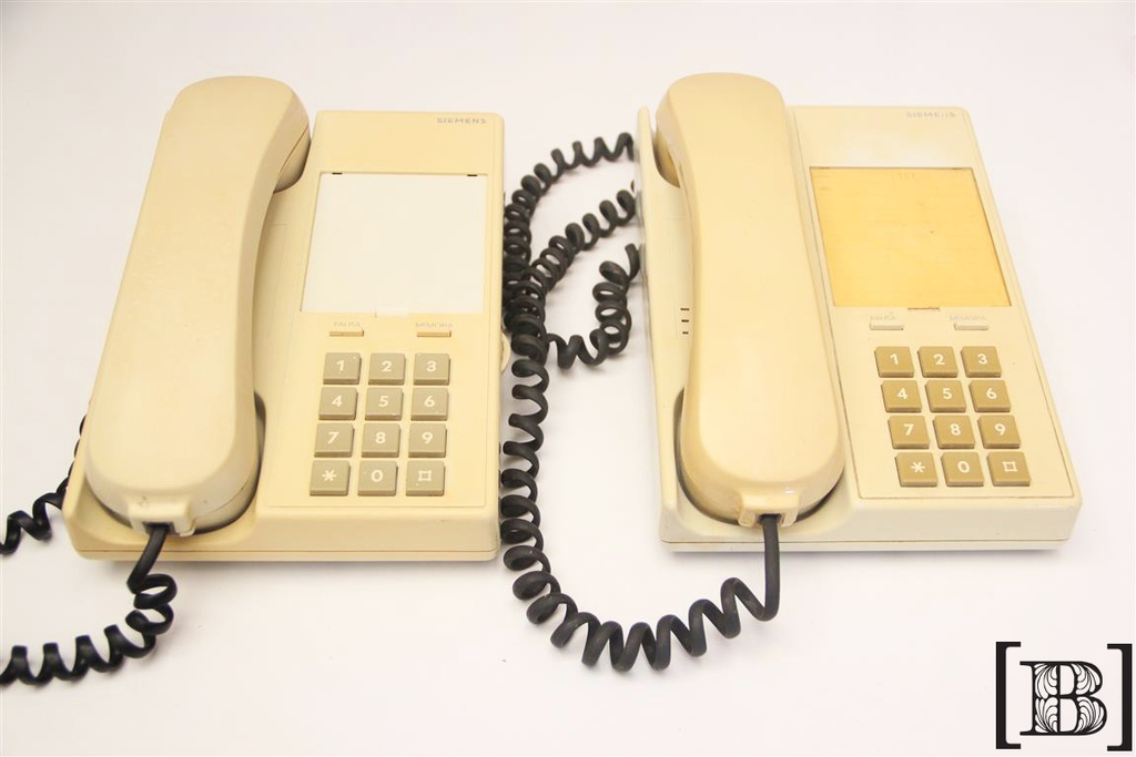 [TT00017] Teléfono crema Siemens (Hay 2 unidades)