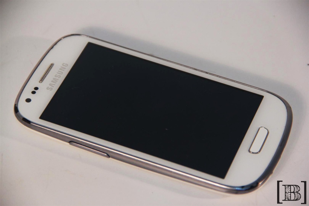 [TT00037] Celular Samsung Galaxy 3 mini blanco