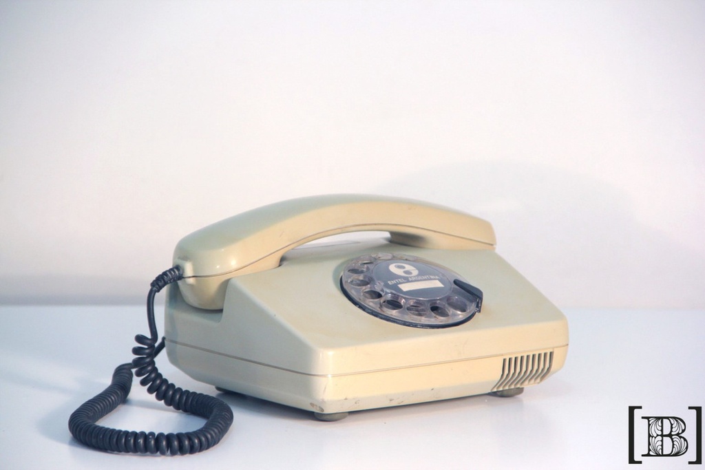 [TT00045] Teléfono de disco gris