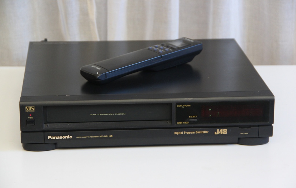 [TV00008] Videocasetera Panasonic J48